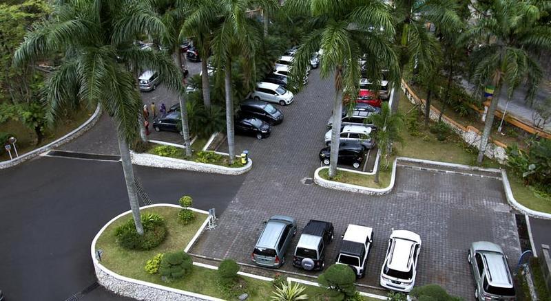 Kazeem Topas Galeria Bandung Zewnętrze zdjęcie