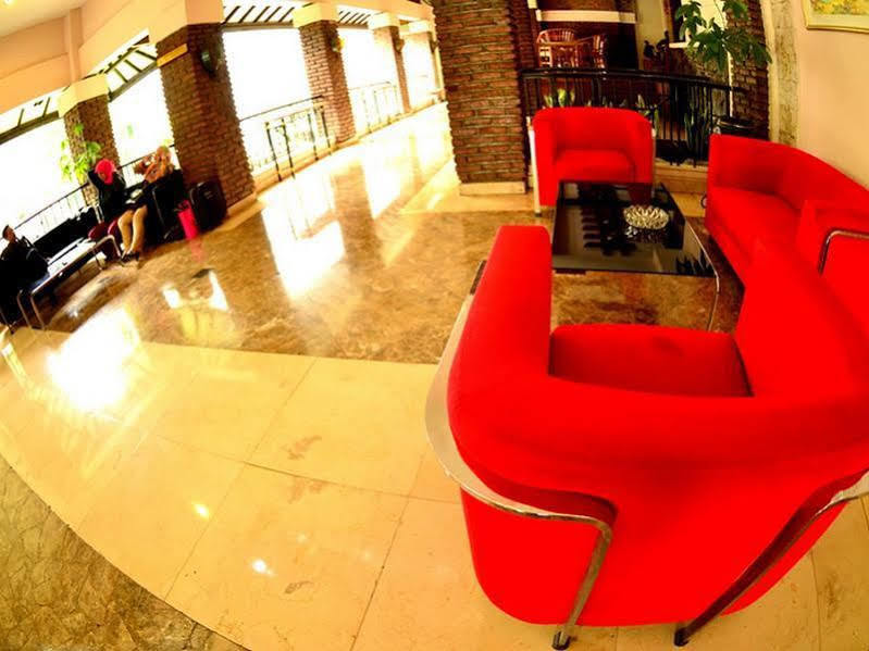 Kazeem Topas Galeria Bandung Zewnętrze zdjęcie