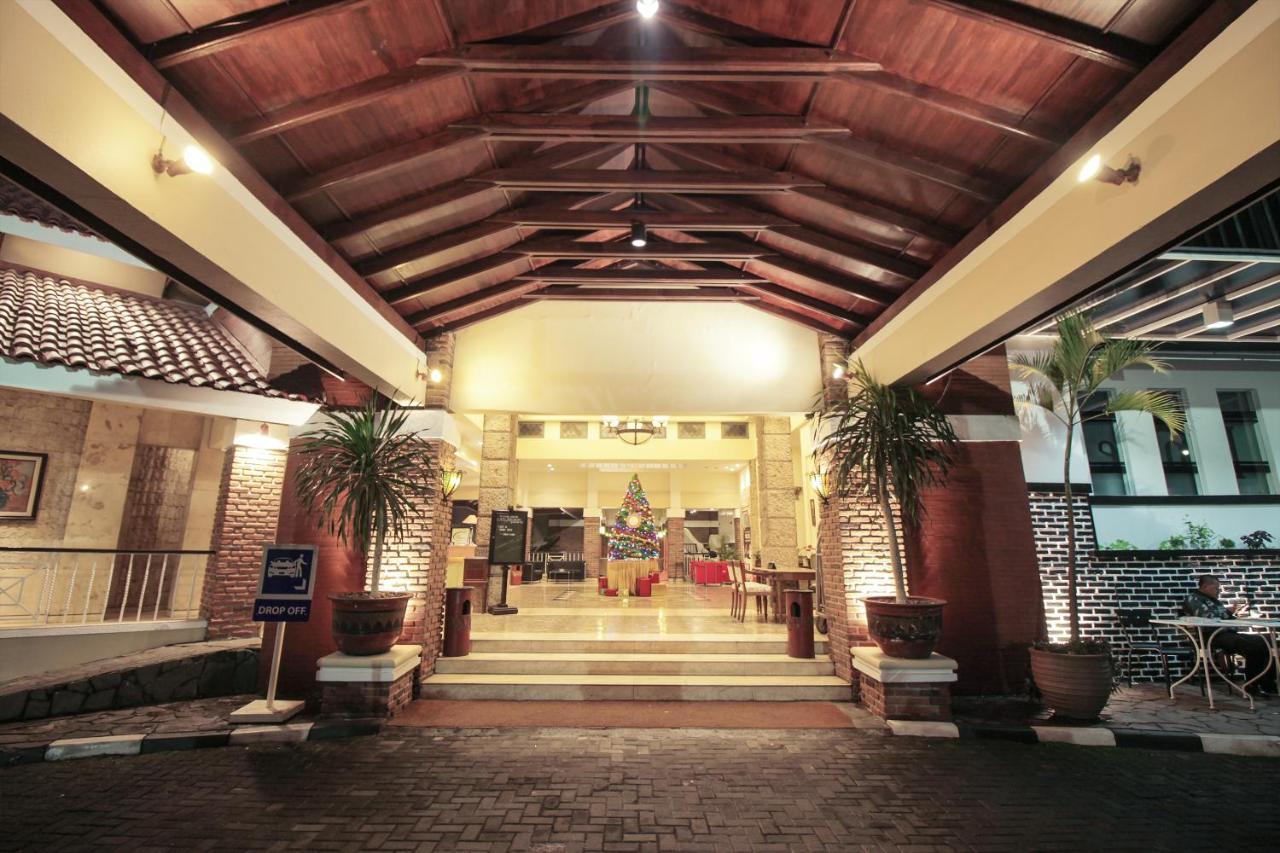 Kazeem Topas Galeria Bandung Zewnętrze zdjęcie
