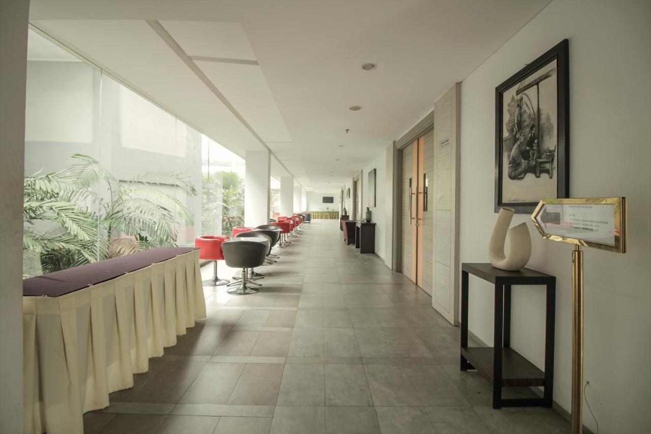 Kazeem Topas Galeria Bandung Zewnętrze zdjęcie